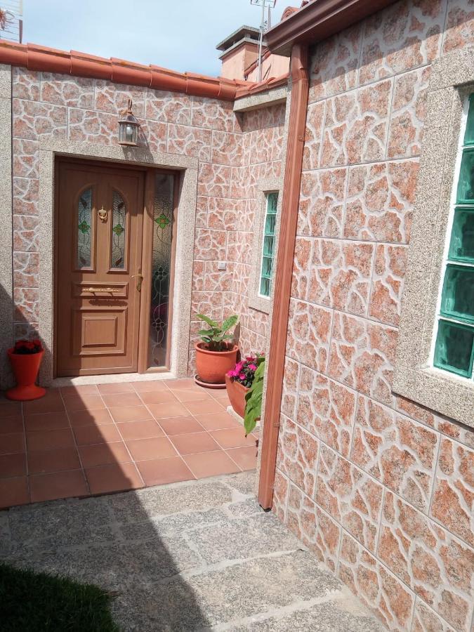 Casa Con Jardin En Primera Linea De Playa 格罗韦 外观 照片