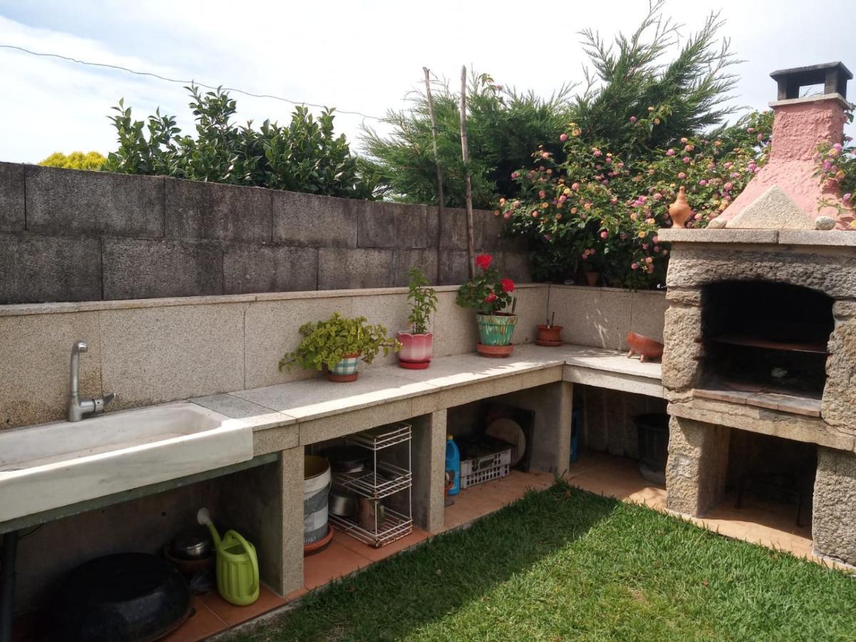 Casa Con Jardin En Primera Linea De Playa 格罗韦 外观 照片